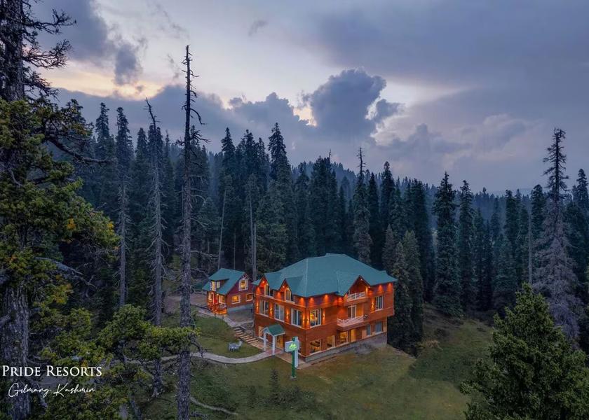Jammu and Kashmir Gulmarg Hotel View
