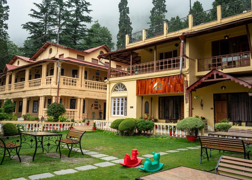 Uttarakhand Nainital Hotel Exterior