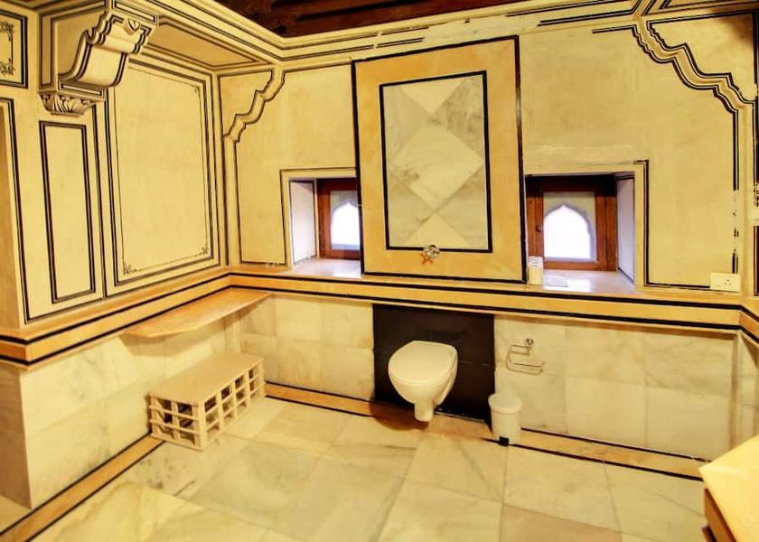 Rajasthan Pokhran Heritage Royal Suite Washroom