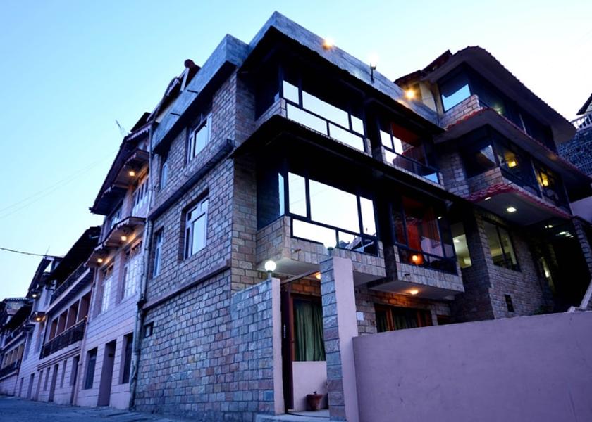 Uttarakhand Nainital Hotel Exterior