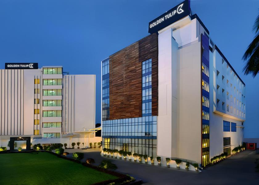 Uttar Pradesh Lucknow Hotel Exterior