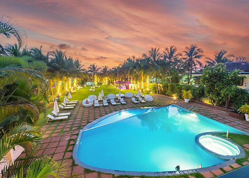 Goa Candolim Pool