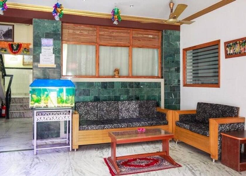Uttar Pradesh Agra Lobby