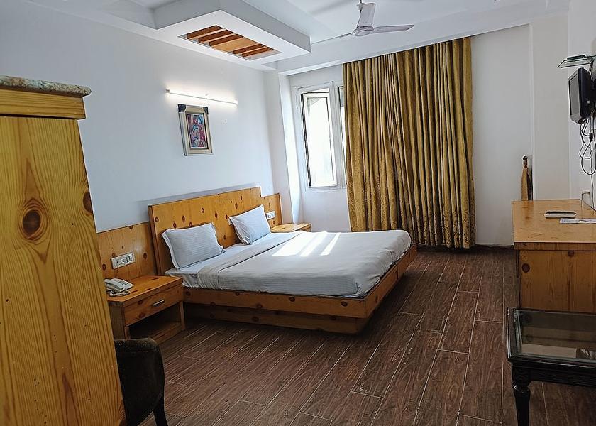 Delhi Delhi Room