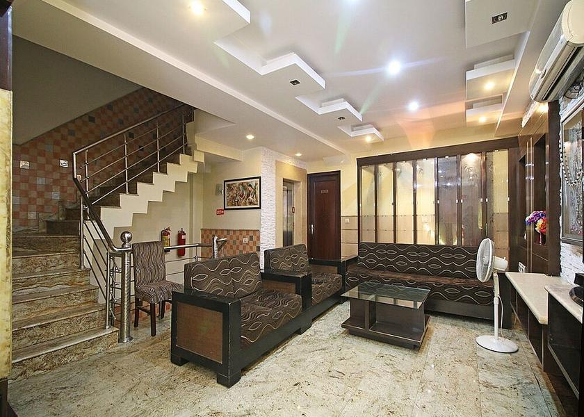 Delhi Delhi Lobby sitting area