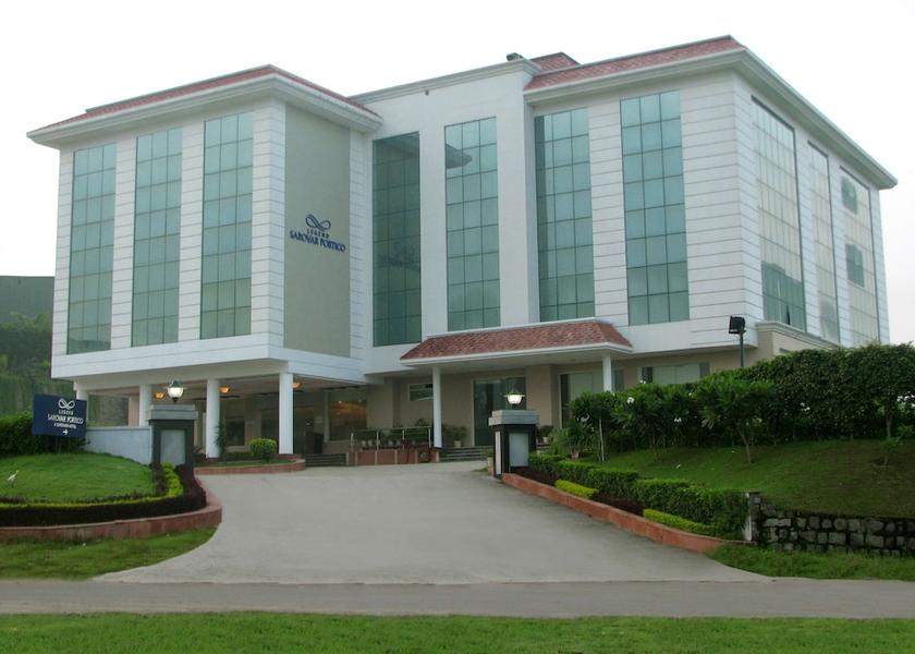 Himachal Pradesh Baddi Hotel Exterior
