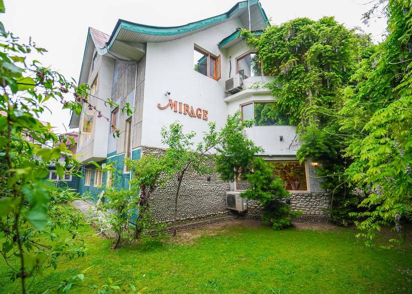 Jammu and Kashmir Srinagar Hotel Exterior