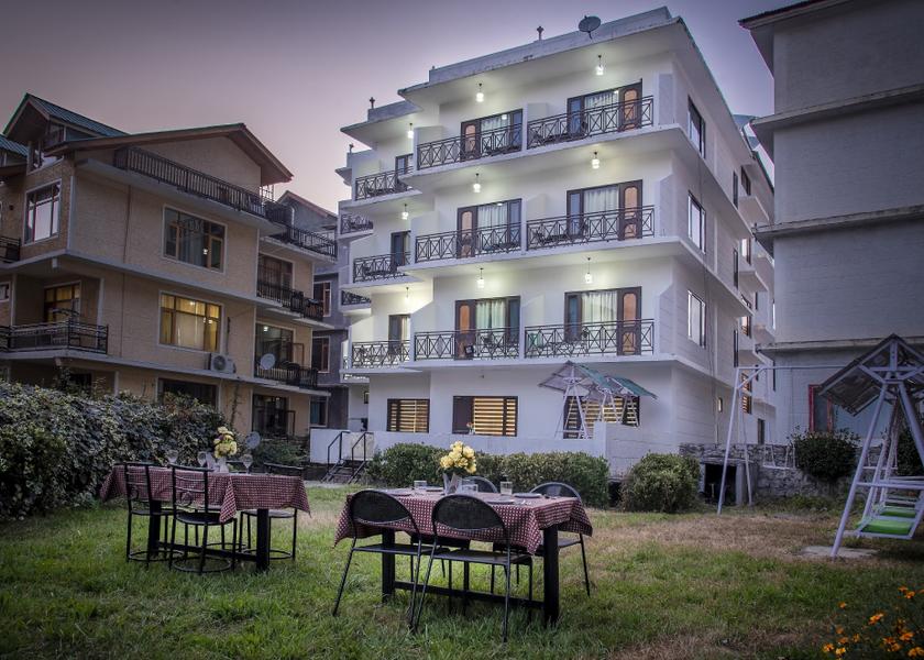 Himachal Pradesh Manali Hotel Exterior