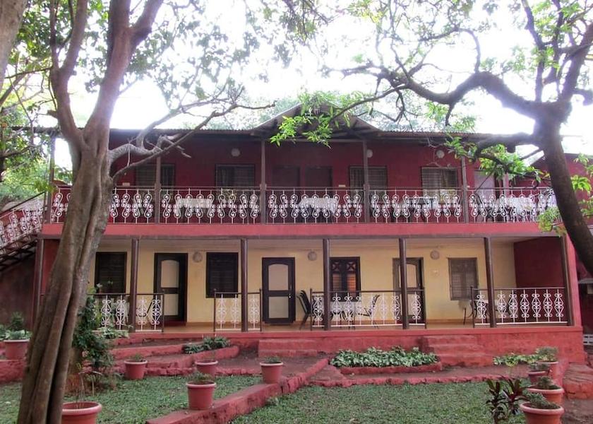 Maharashtra Matheran Hotel Exterior