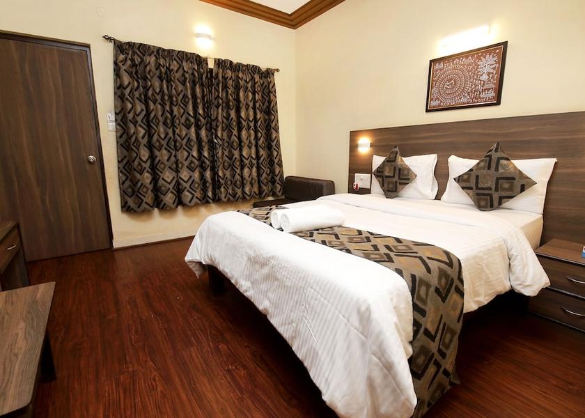 Maharashtra Matheran Room