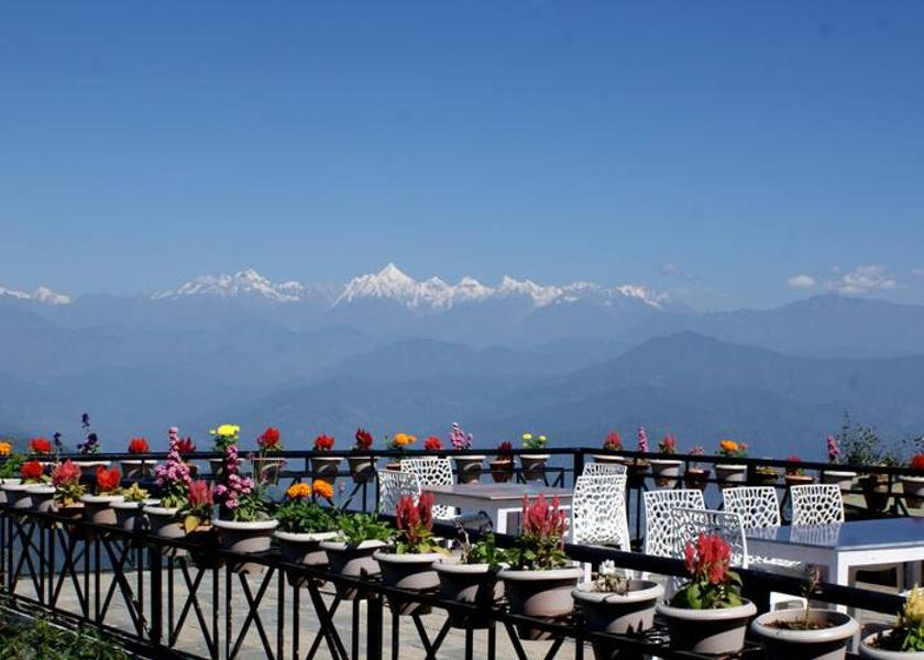 Uttarakhand Chaukori Himalayan Deck