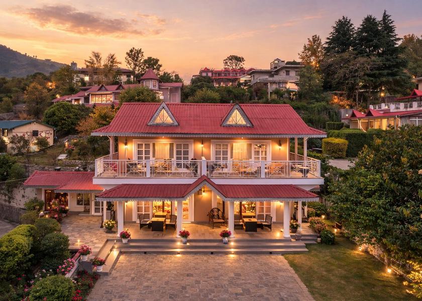 Uttarakhand Bhimtal Hotel Exterior