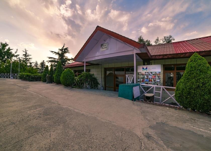 Himachal Pradesh Chail Exterior Detail
