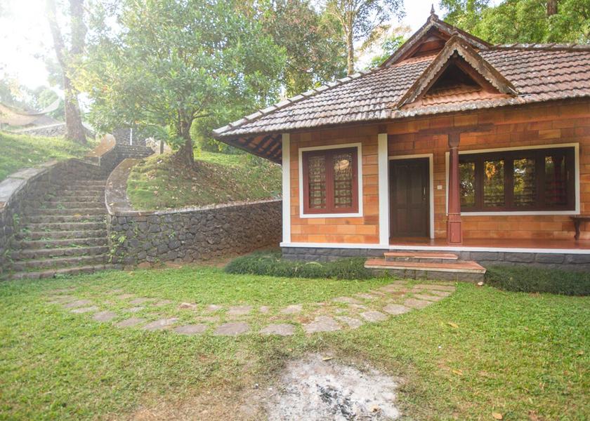 Karnataka Yevakapadi Hotel Exterior