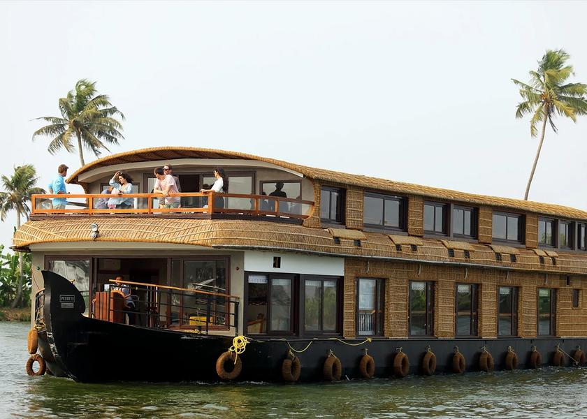 Kerala Alleppey Tamarind - 5 bedroom Luxury Houseboat