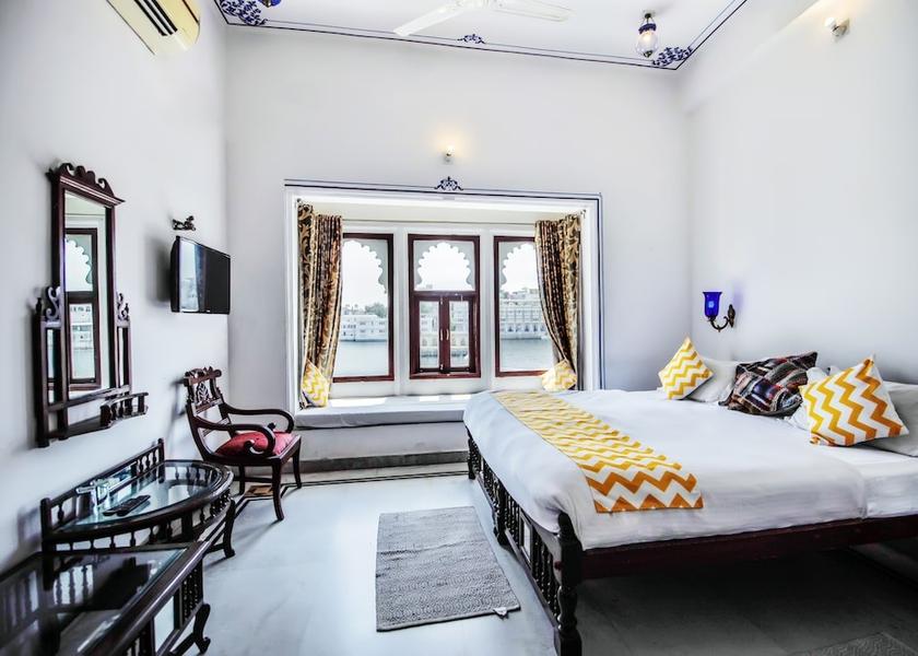 Rajasthan Udaipur Premium Lake View Room