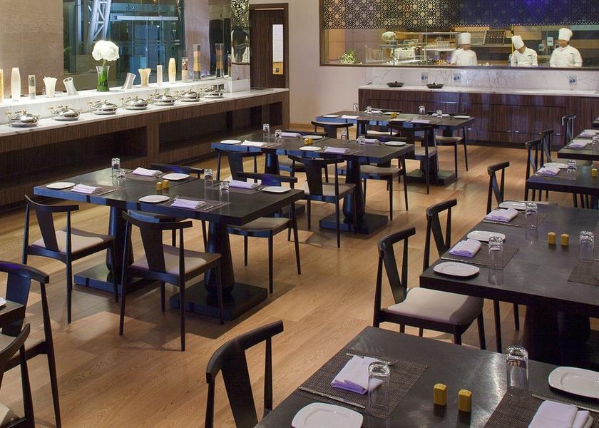 Delhi Delhi Food & Dining