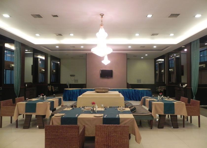 Maharashtra Shirdi Banquet hall