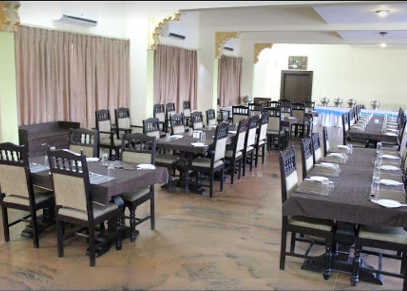 Rajasthan Udaipur Food & Dining