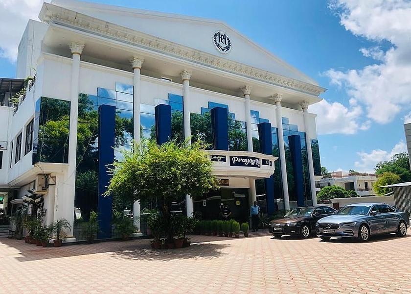 Uttar Pradesh Prayagraj Hotel Exterior