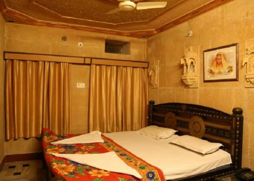 Rajasthan Jaisalmer New Haveli  Room