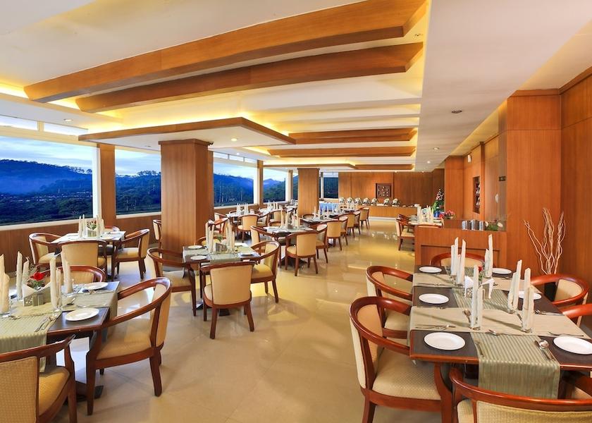 Kerala Munnar Restaurant