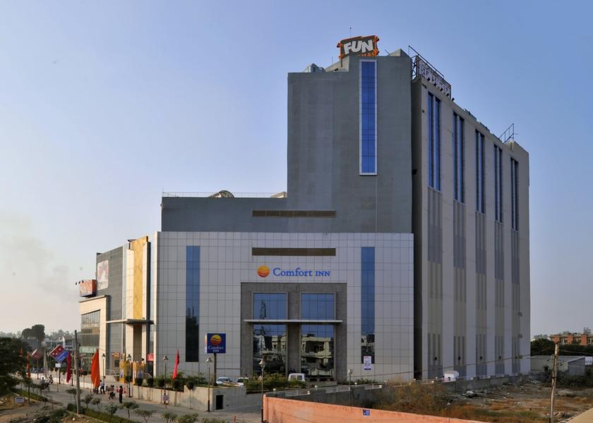 Punjab Bathinda Hotel Exterior