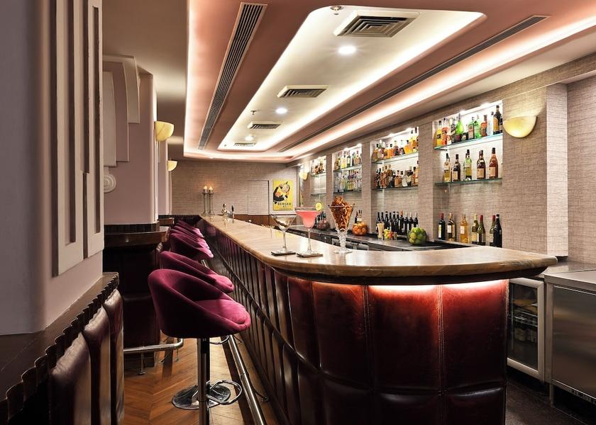 Delhi Delhi Bar