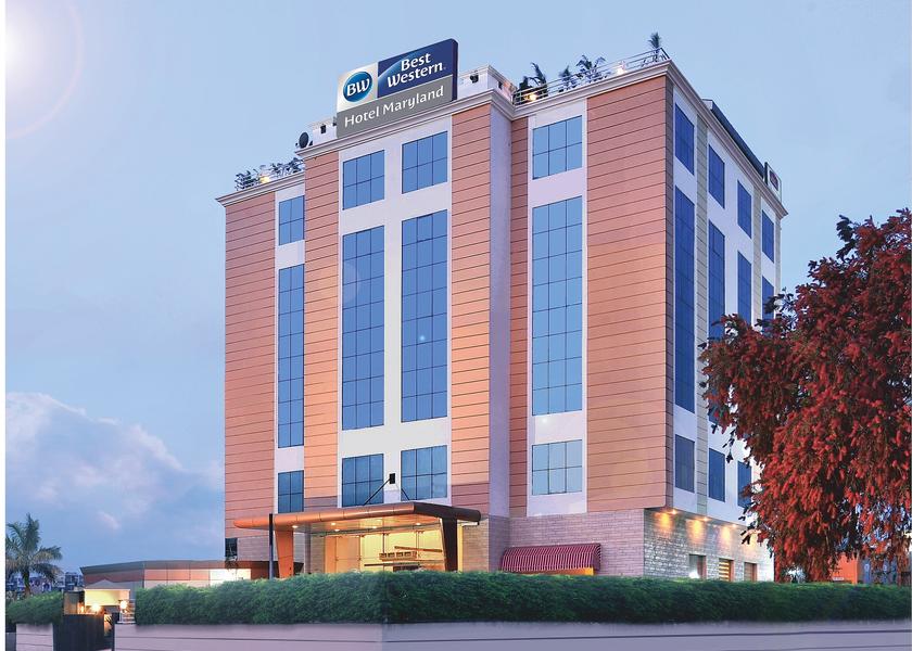Punjab Zirakpur Hotel Exterior