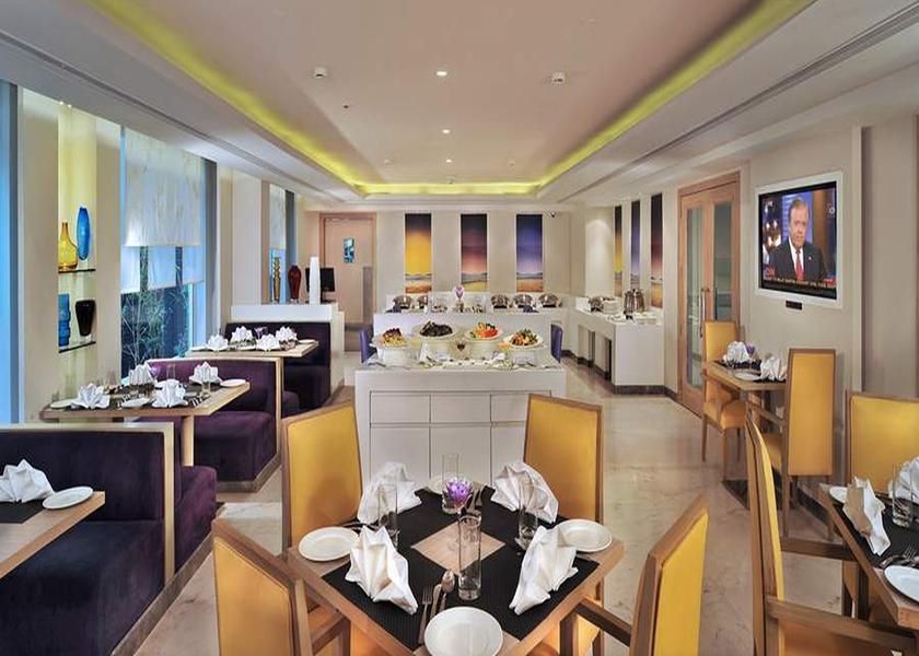 Delhi Delhi Food & Dining