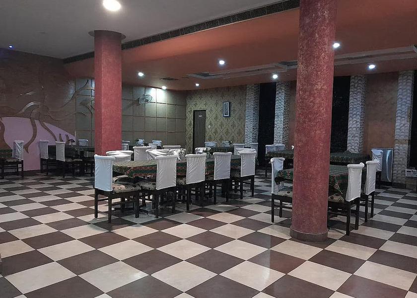 Uttar Pradesh Kanpur Food & Dining