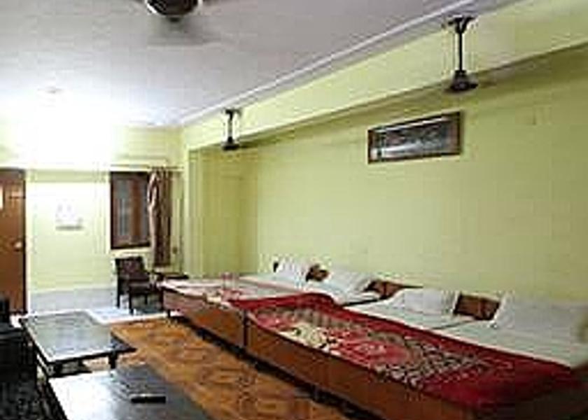 Uttar Pradesh Agra  Double Bed Room