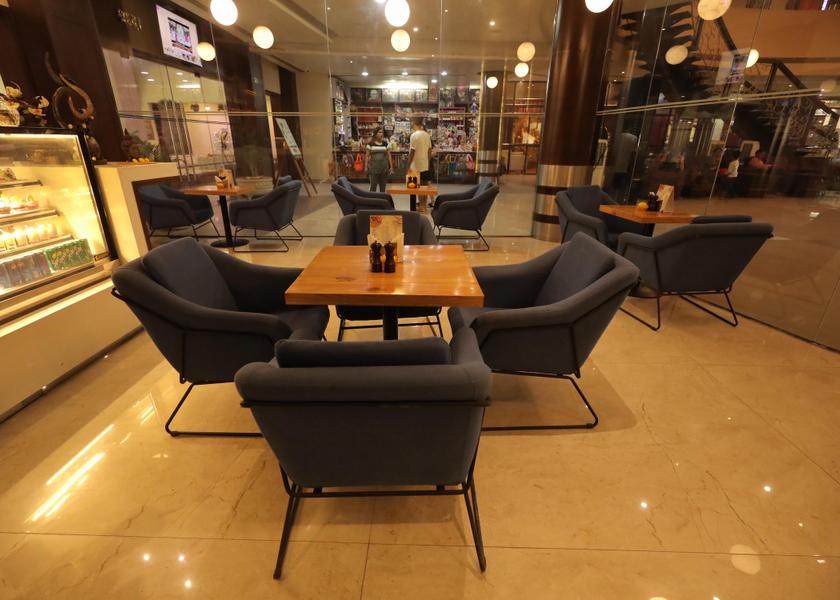 Maharashtra Shirdi Food & Dining