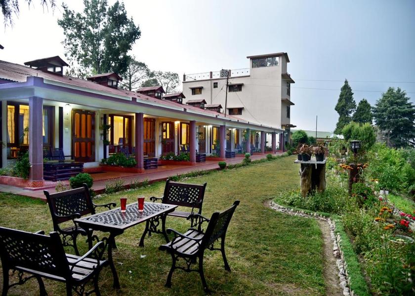 Uttarakhand Ranikhet Hotel Exterior