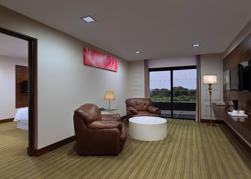 Andhra Pradesh Visakhapatnam Suite - Living Room