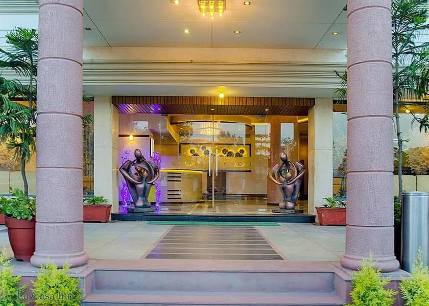 Gujarat Anand Entrance