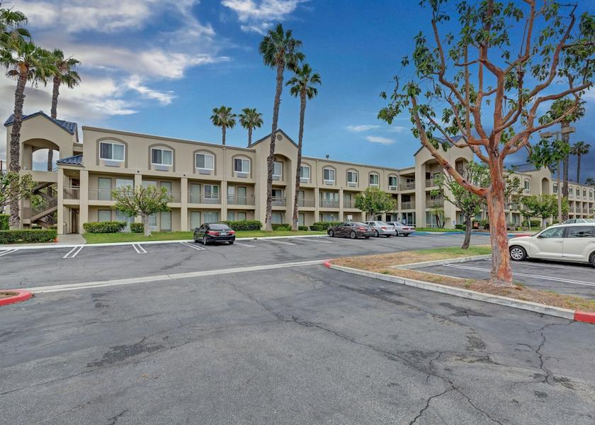 California Buena Park Front of property