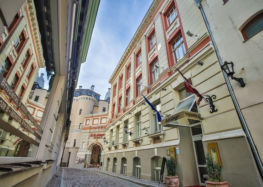  Riga Property entrance