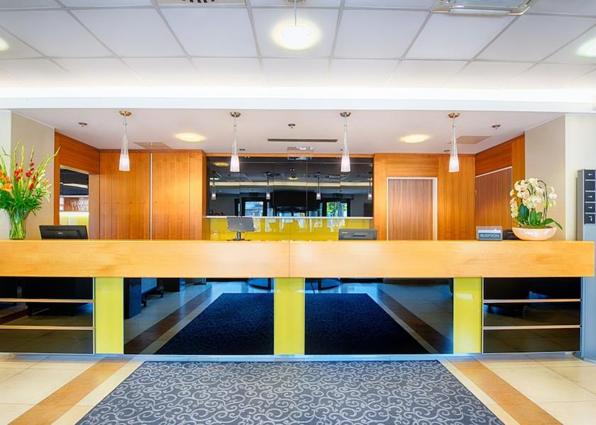  Budapest Reception