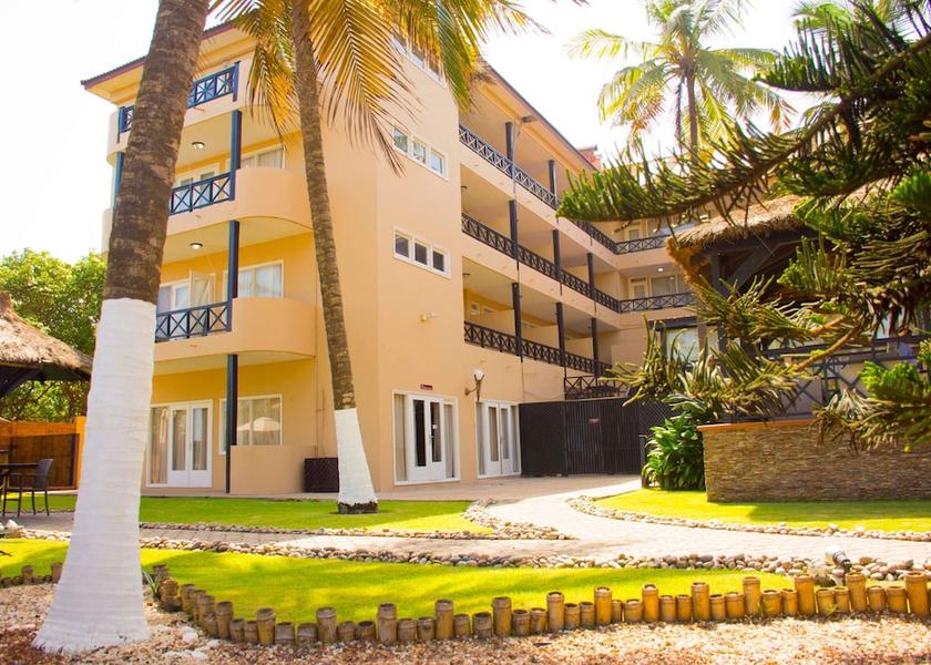  Accra Exterior Detail