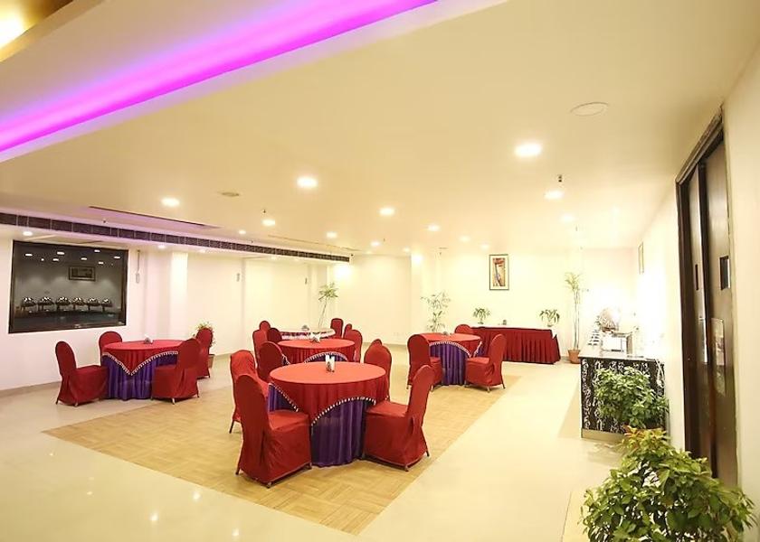 Uttar Pradesh Ghaziabad Food & Dining