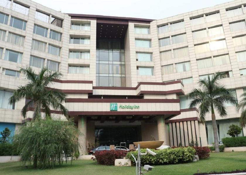 Haryana Panchkula Hotel Exterior