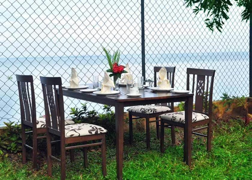 Kerala Kumarakom outside sitting area