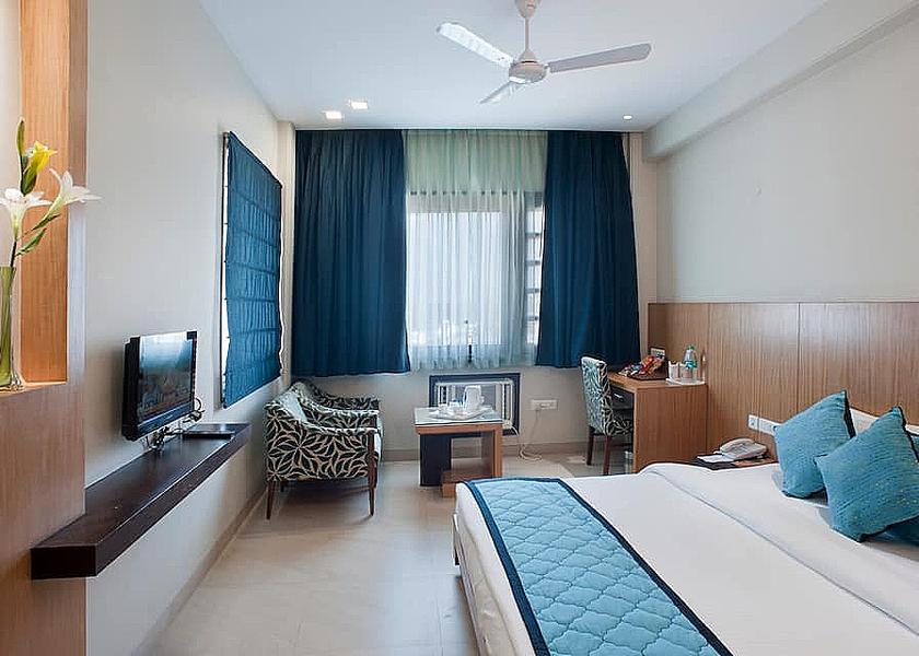 Classic double bed room