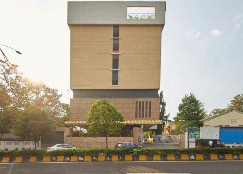 Maharashtra Pune Hotel Exterior