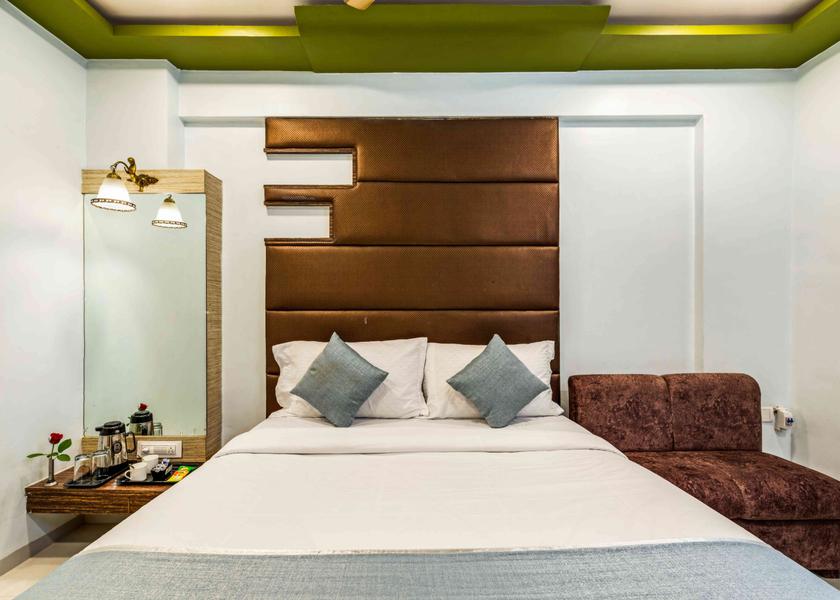 Maharashtra Lonavala Suite Room