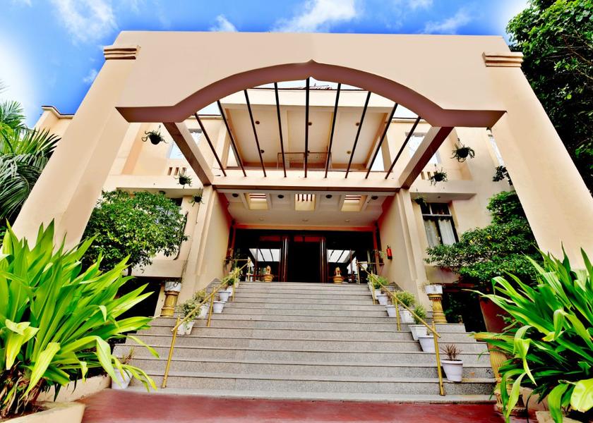 Rajasthan Bharatpur Hotel Exterior