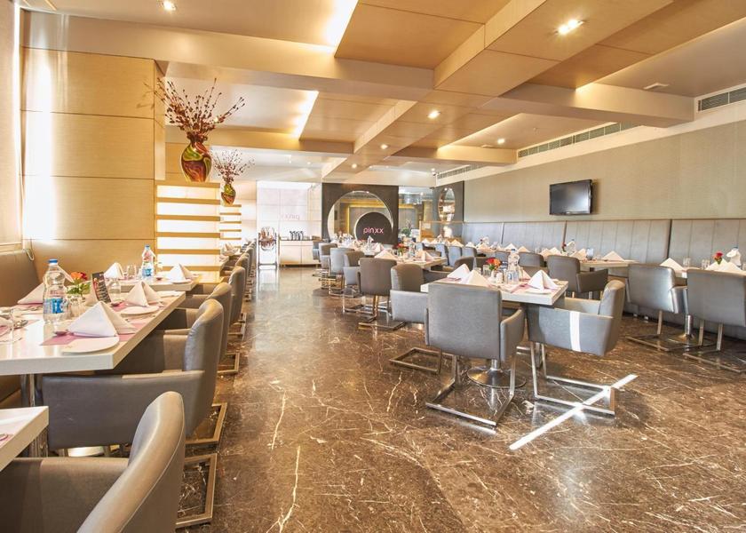 Gujarat Vadodara Food & Dining