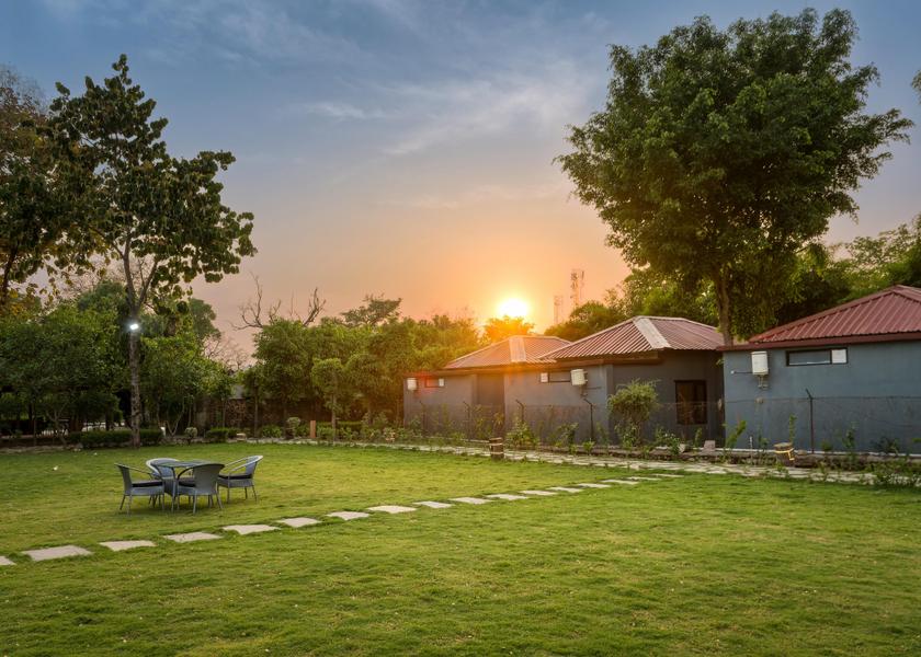 Uttarakhand Ramnagar Hotel Exterior