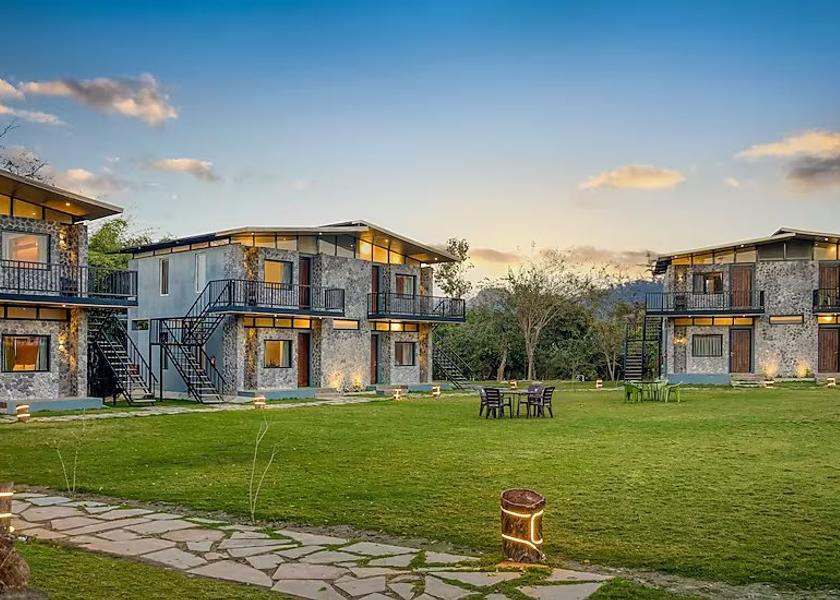 Uttarakhand Ramnagar Hotel Exterior
